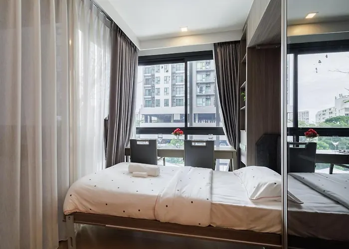 Premium Center Of Bkk 5 Mins Bts Thong Lor Apartment Bangkok